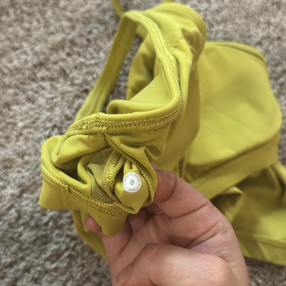 Lululemon Align Crop Tank Nulu 🍐 Yellow Pear Green Size 8 A/B Cup - Picture 9 of 9